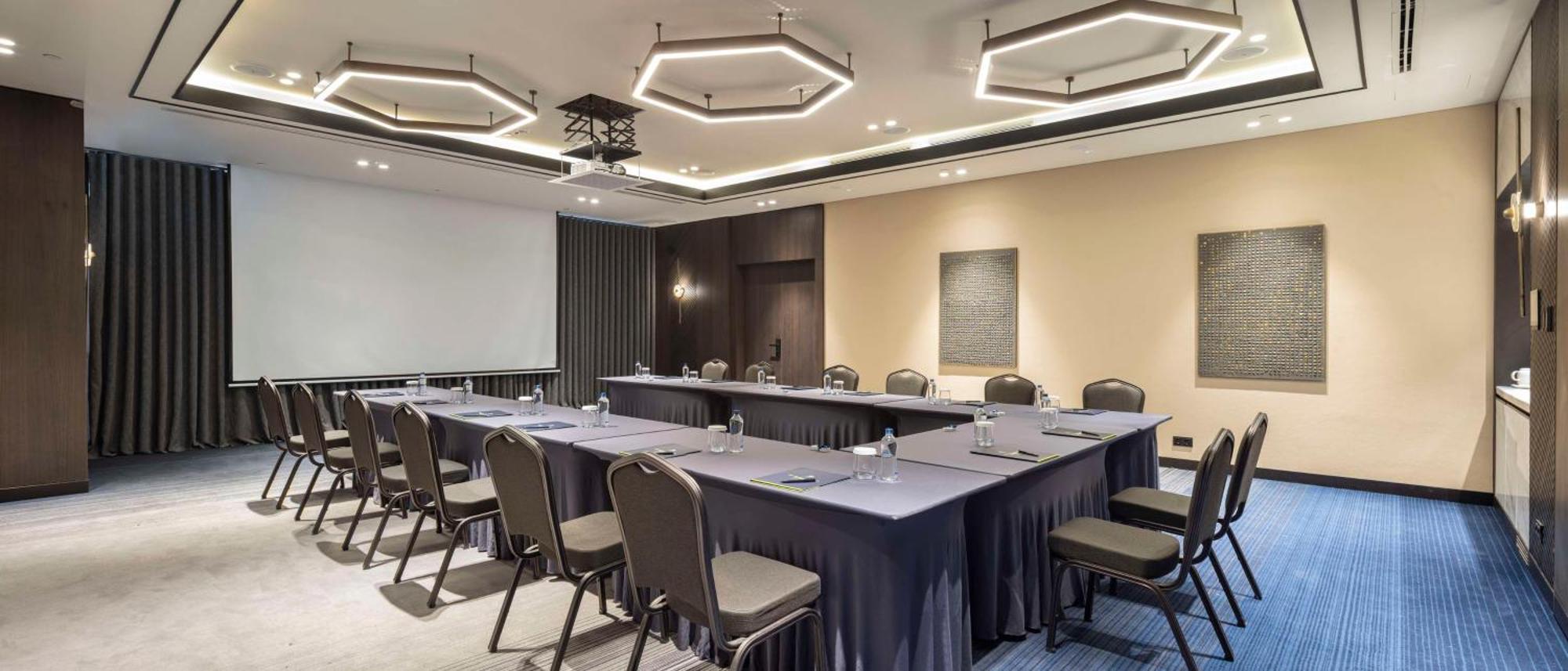 Hotel Doubletree By Hilton Sanlıurfa Exterior foto