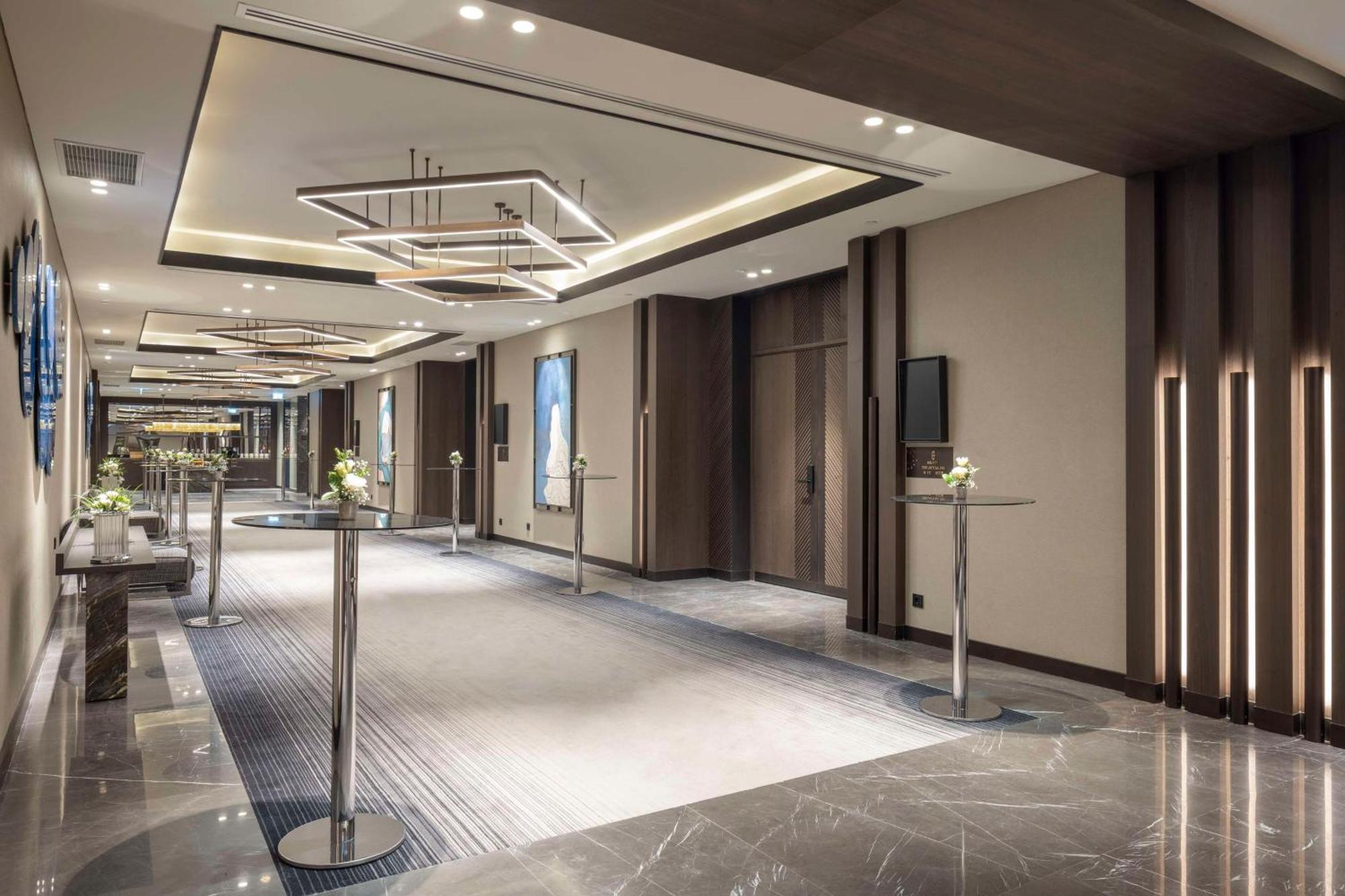 Hotel Doubletree By Hilton Sanlıurfa Exterior foto